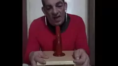 play كروسدرسر المخنثين يشتهي الإذلال العميق من الحمار إلى الفم