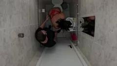 play Attraper la latina GF de mon ami se masturber dans la salle de bain: porno fétiche publique sexe