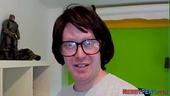 Reproducir Un novato real le da la cabeza a un nerd de yorkshire