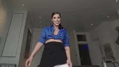 चलाएँ इस कट्टर किन्नर स्टॉकिंग्स सत्र में क्रिस्टल एम के साथ परम पीओवी रोमांच का अनुभव करें, जिसमें एक श्यामला सौंदर्य और छोटे स्तन के साथ रफ और बैकबैक एक्शन शामिल है।