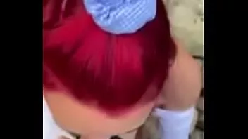 play اللسان في غابة الفضاء ، مع شاعر كبير