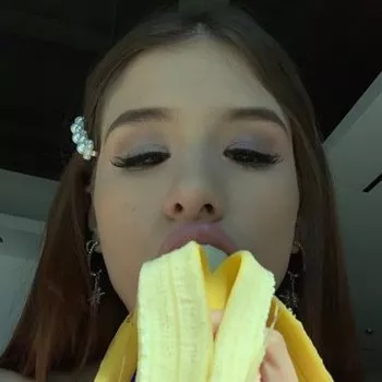 Bintang porno Isabell Moon