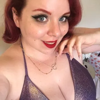 Pornstar Quinn Rain