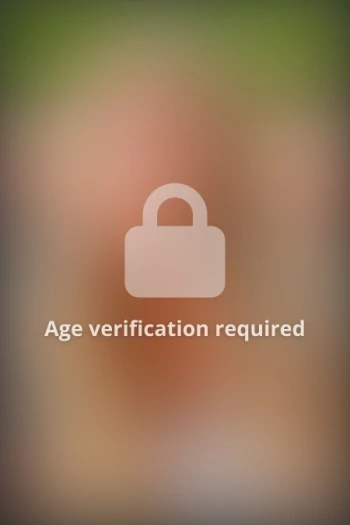 अभिनेता Martina Gold