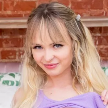 Pornstar Lilly Bell