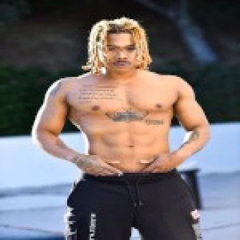 Porno Yıldızı THEYLOVEFLAXK